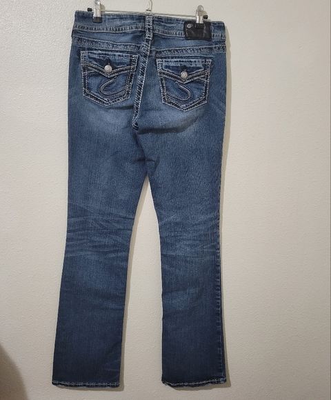 Silver Suki Mid SLIM Bootcut Denim Jeans Women's Size 29 - Picture 2 of 6